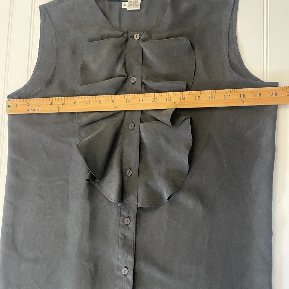 Vintage Rafaella Women 100% Silk Ruffle Front Sleeveless Blouse GrayBlack Size 8